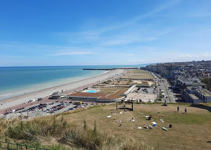 Appartement Le Calme Au Centre-ville Dans Cour Intérieure, Avec Place De Parking Privée